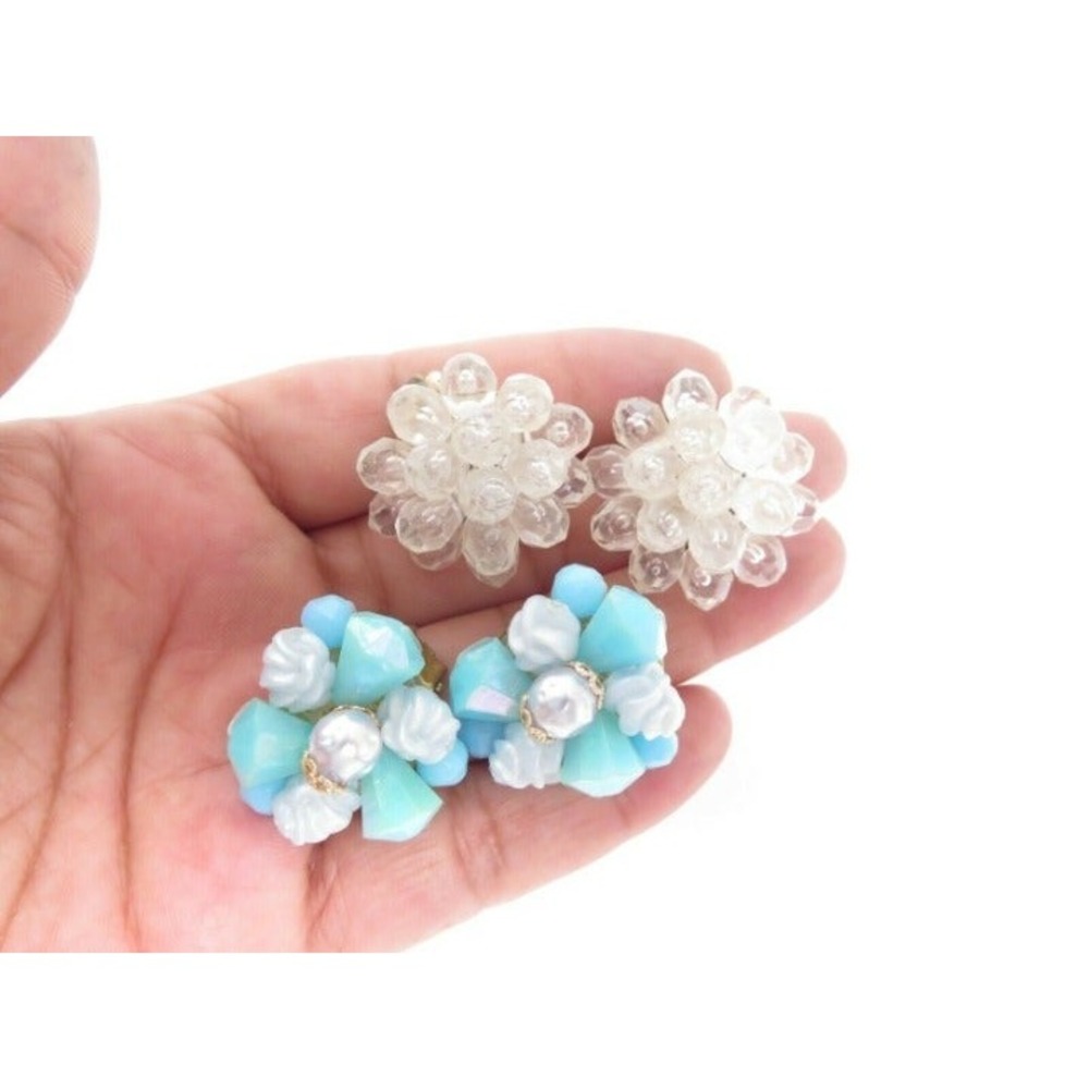 1950'S VINTAGE TURQUOISE & CLEAR EARRING
